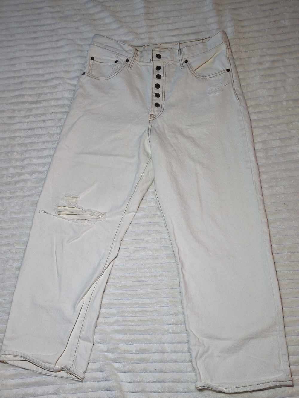 Levi's Off-White Button-Fly Ribcage Straight Ankle Jeans